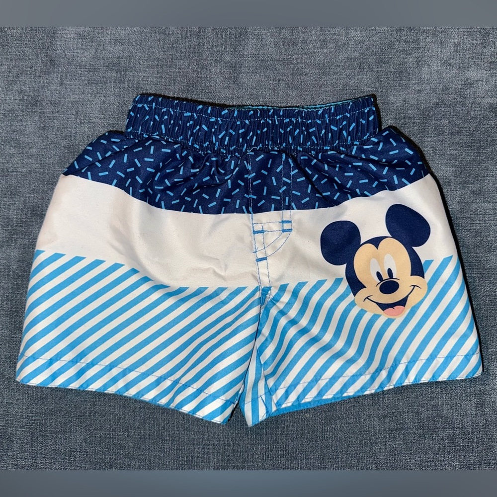 🌸 - Disney Baby Mickey Mouse swim trucks